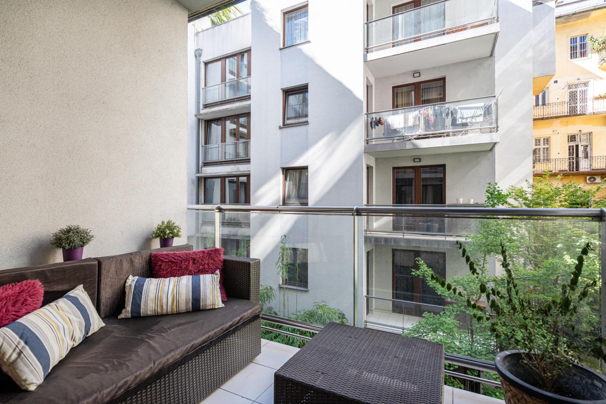 Home Of Serenity - 2 Bdr, Free Parking And Terrace Budapešť Exteriér fotografie